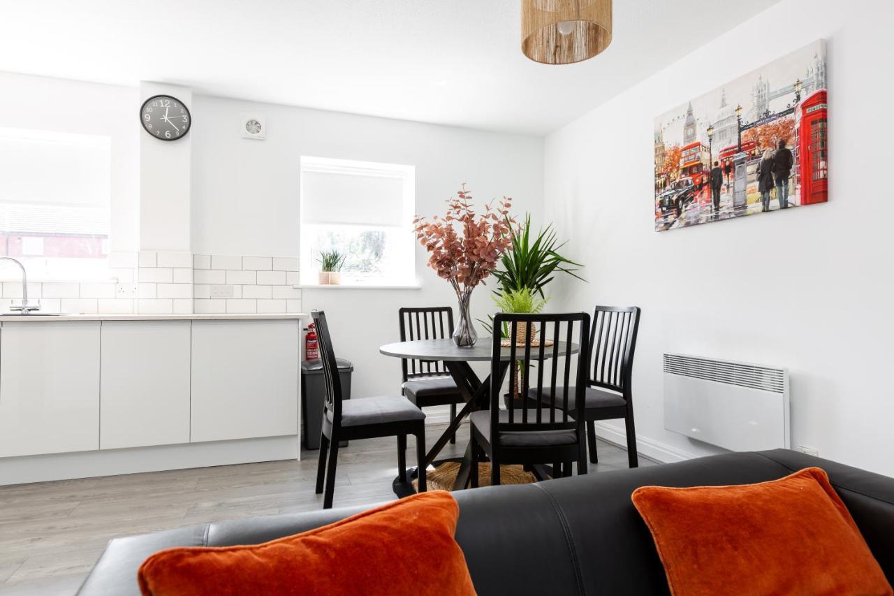 Princes - 2 Bedrooms Parking Wi-Fi - Cozy Pads Preston  Exterior photo